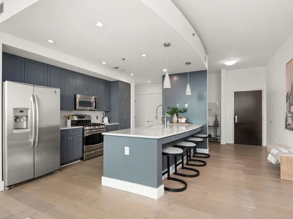 900 20th Ave S APT 1406, Nashville, TN 37212