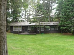 N2280 Cleghorn Rd, Waupaca, WI 54981