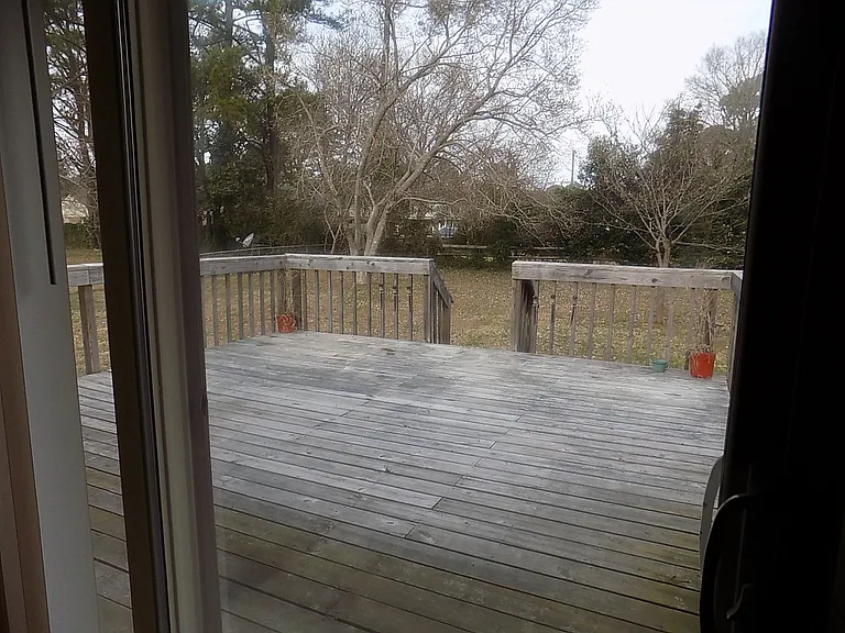 1812 Ashley Dr — Photo 13