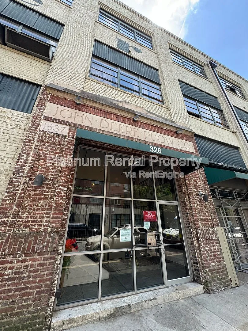 3 bed, 2.0 bath, 1554 sqft, $2,895 — Photo 4