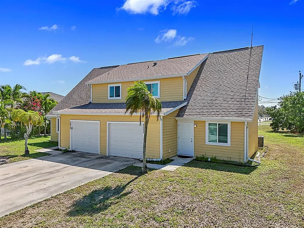 2 bed, 2.5 bath, $1,600 — Photo 2