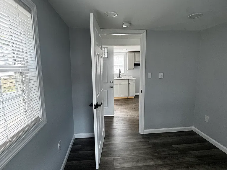 68 Black Point Rd — Photo 3