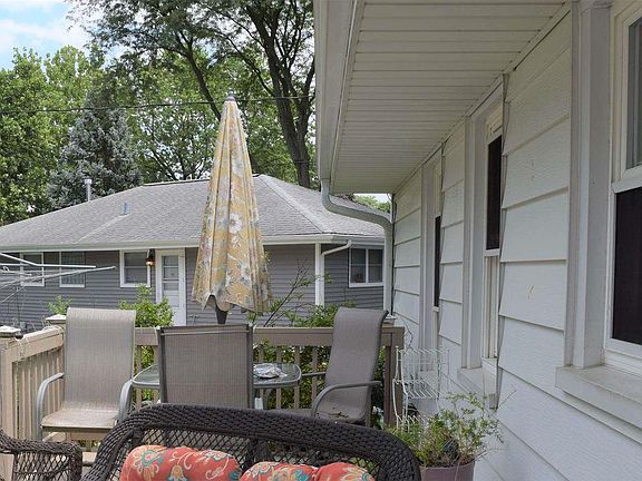 4th image of 2123 W Cindy Ln
