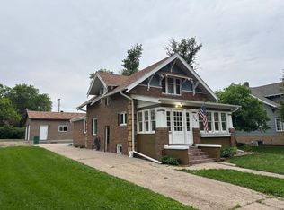 309 Central Ave, New Rockford, ND 58356