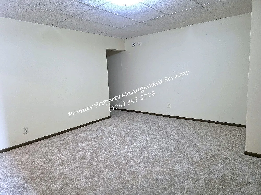 220 5th Street — Photo 3