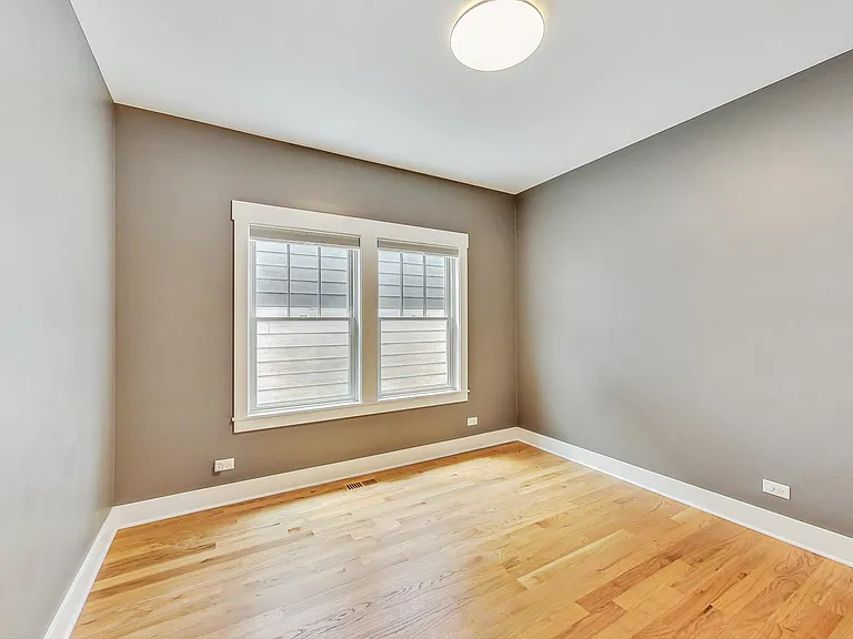 8101 Floral Ave — Photo 25