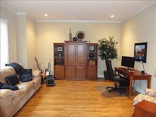 4th image of 1848 Wellsley Dr