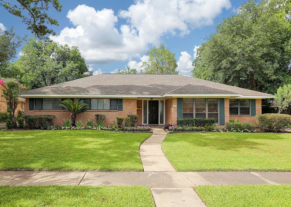 1st image of 5623 Bankside Dr