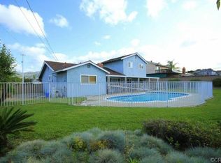 2208 E Baseline Rd, Glendora, CA 91740