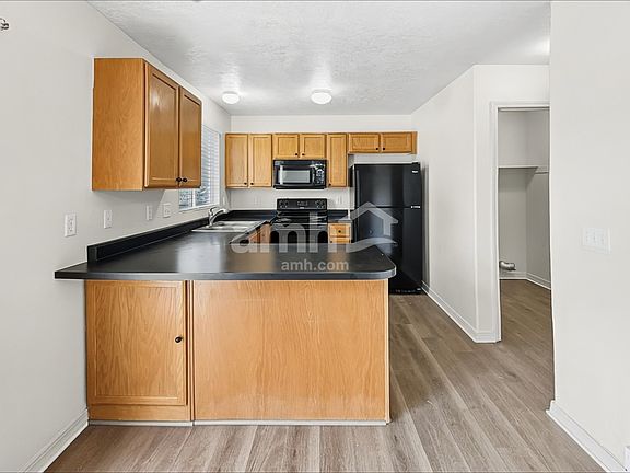 3rd image of 13631 S Clipper Ridge Way