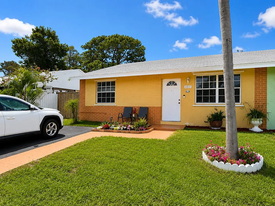 4815 Gladiator Cir