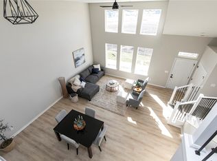 1022 Maple St, Waukee, IA 50263