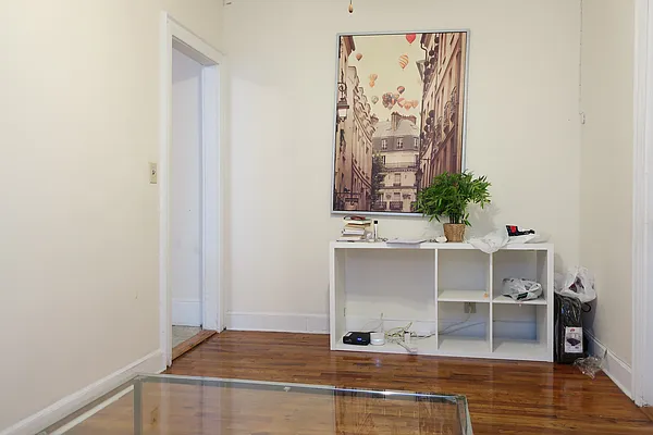 Rented by Rennit Inc. | media 11