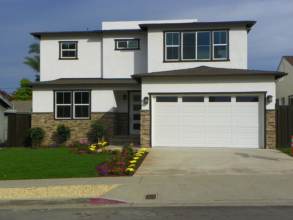 1st image of 1122 Tourmaline St