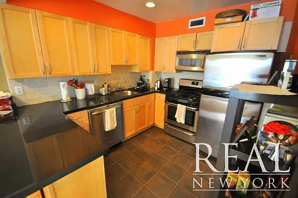Rented by REAL New York | media 12