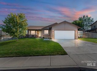 365 W Bloomington Dr, Meridian, ID 83642