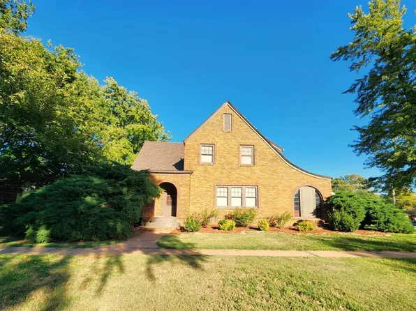 303 N Bluff Ave, Anthony, KS 67003