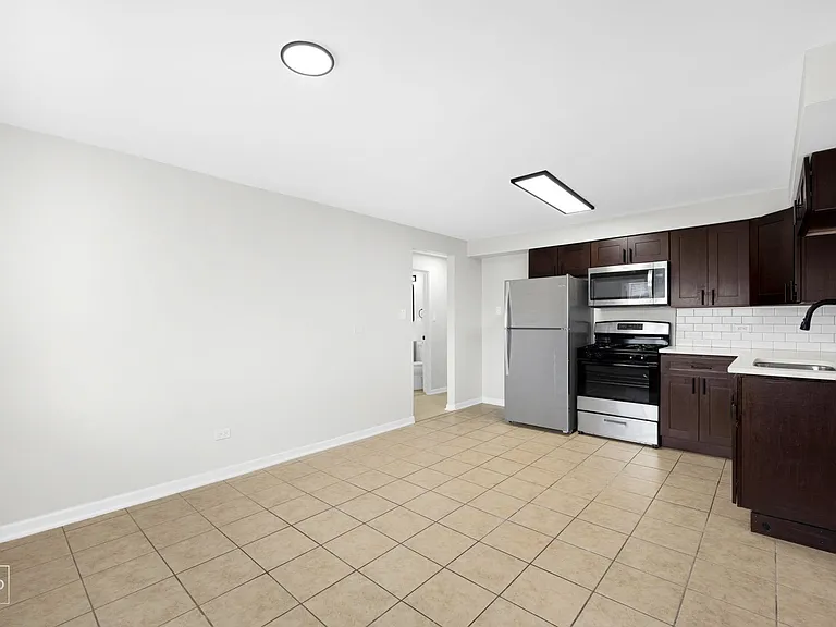 6921-25 S Cornell Ave — Photo 5