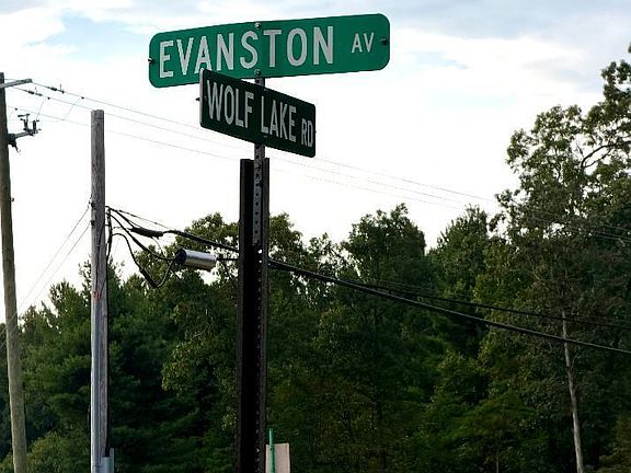 5th image of Evanston Ave