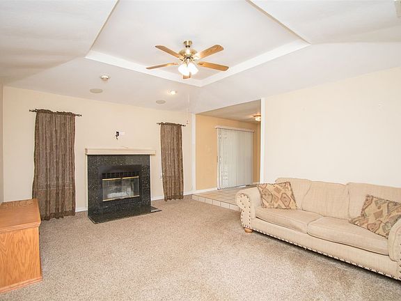 4th image of 7010 Wildwood Dr