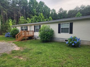 864 Perry Rd, Troutman, NC 28166