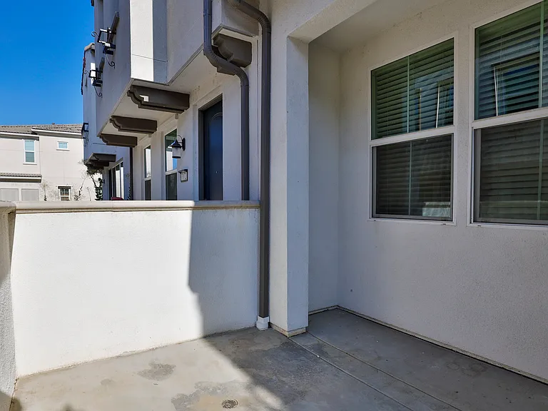 7070 Montecito Ln — Photo 42