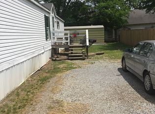 616 S Main St, Harrisburg, IL 62946