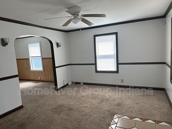 4th image of 619 S Whitcomb Ave