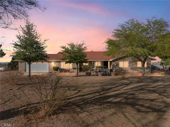 3996 Yucca Terrace Rd, Phelan, CA 92371