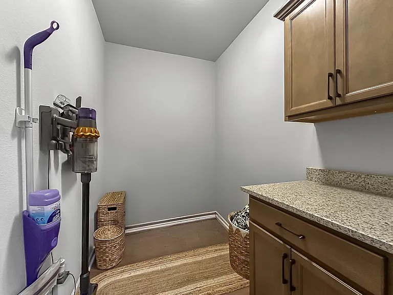 125 Headland Dr — Photo 11