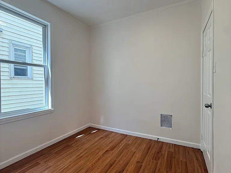 165 Lembeck Ave #1 — Photo 9