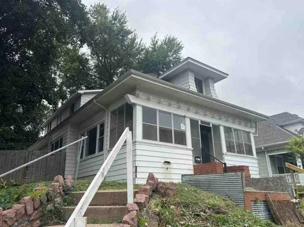 1624 S 22nd St, Saint Joseph, MO 64507