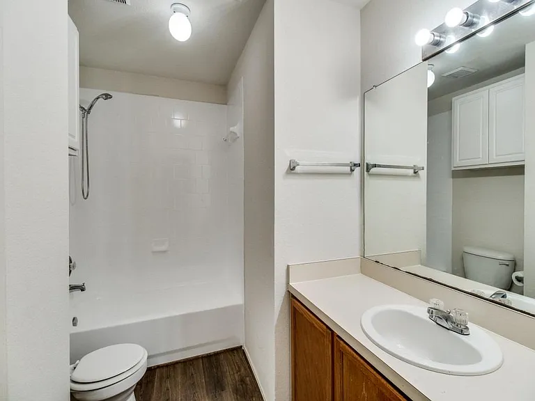 4212 Falcon Dr — Photo 5