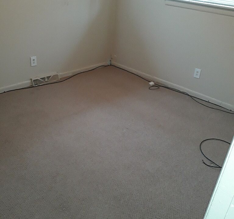 2nd image of 48063 Meadow Ln