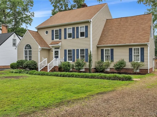 8312 Sir Lionel Pl, North Chesterfield, VA 23237