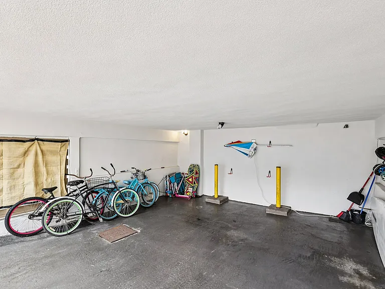 722 Sunset Ct — Photo 5