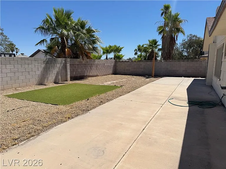 7916 Ducharme Ave — Photo 25