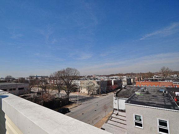 4th image of 1144 Dexter St