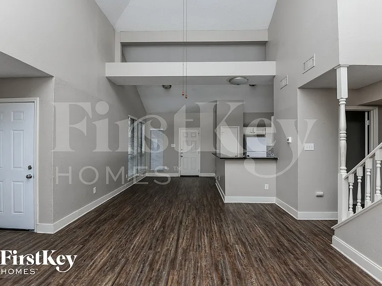 4213 Amy Dr — Photo 4