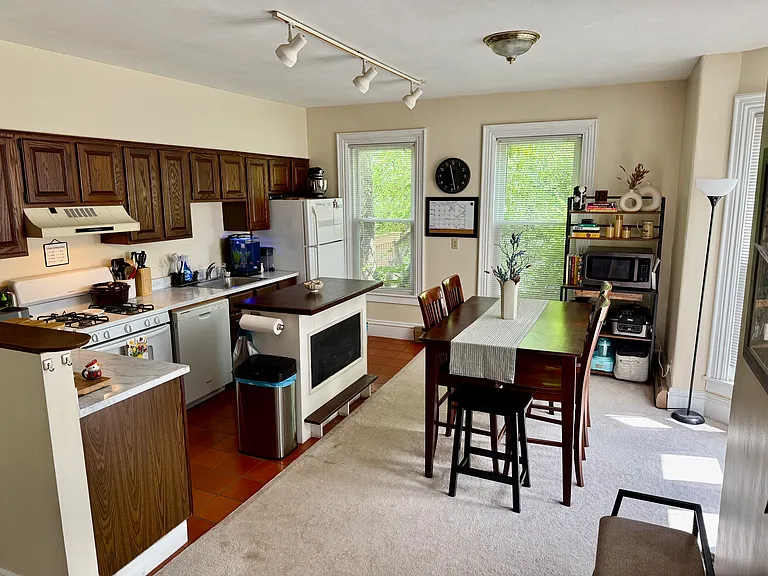 41 Pleasant St #1 — Photo 4