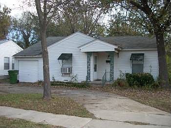 1st image of 612 Hillcrest Dr