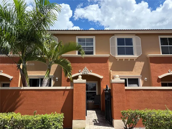 2621 SW 121st Ter #711, Hollywood, FL 33025