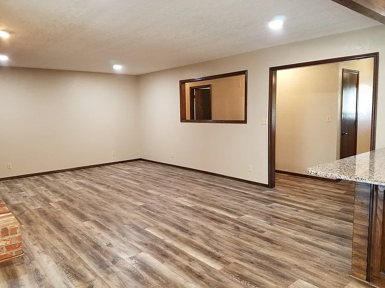1414 Quail Creek Dr — Photo 85