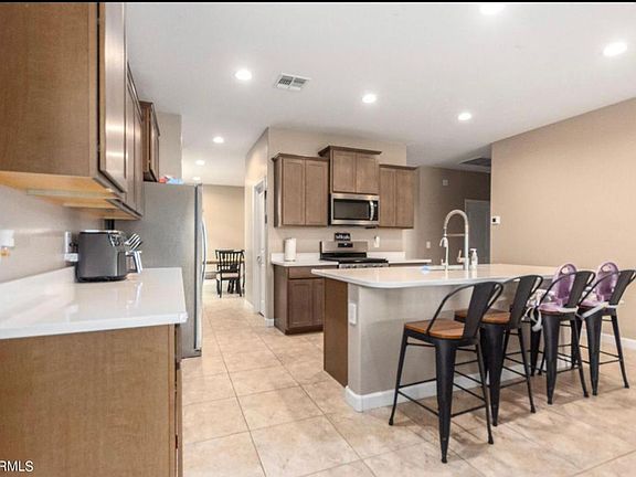 4th image of 30141 W Columbus Ct