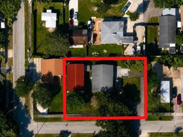 6145 Hayes St, Hollywood, FL 33024