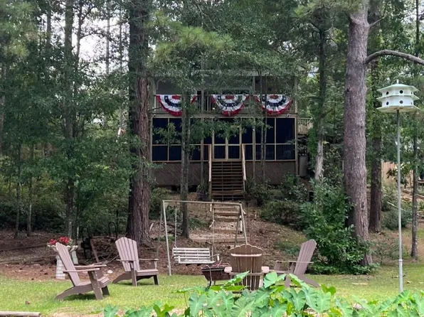 12298 Fairlane Rd, Saint Francisville, LA 70775