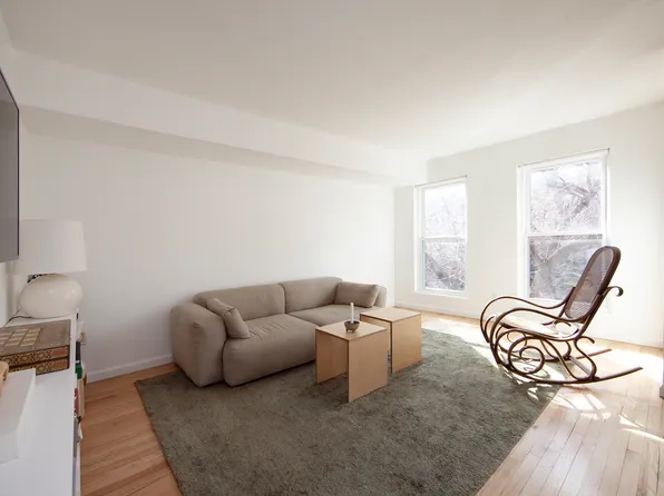 157a Gates Avenue image 1 of 14