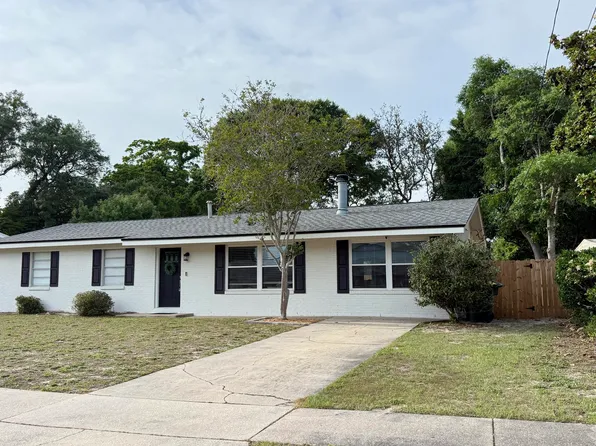 131 Clements St NE, Fort Walton Beach, FL 32548