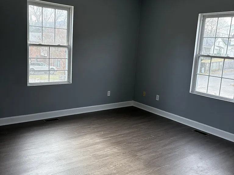 333 Red Ln — Photo 8