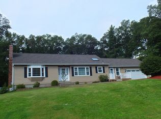46 Amble Rd, Chelmsford, MA 01824